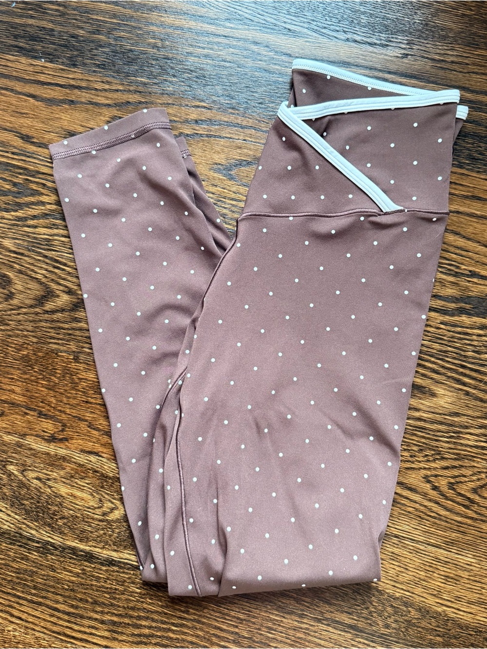 OFFLINE Real Me High Waisted Crossover Legging